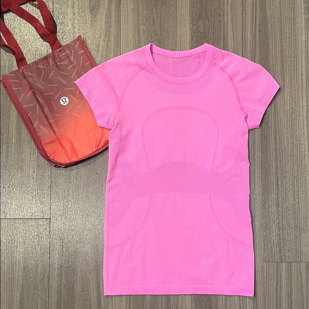 Lululemon Swiftly Tech Short Sleeve